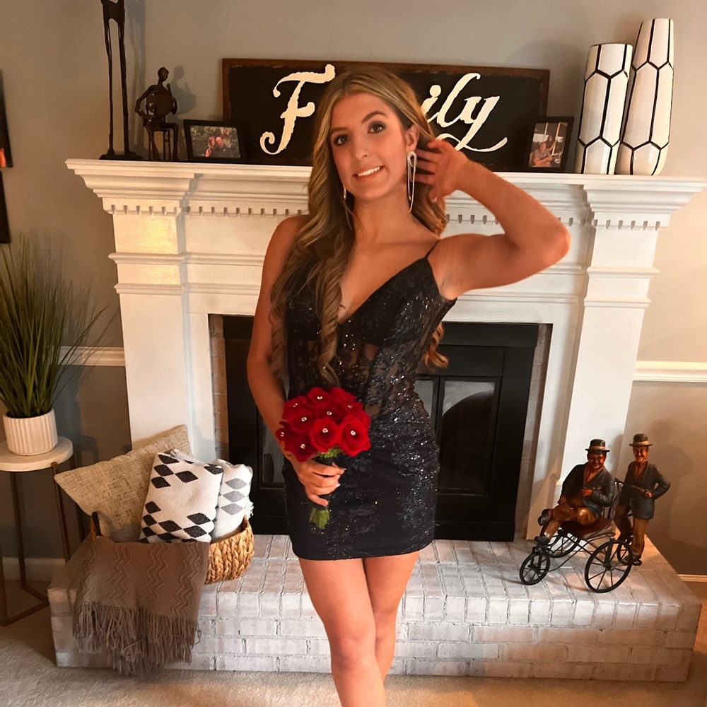 Black Jovani Short Dress🖤